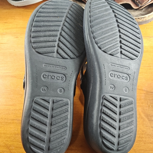 Crocs Womens Size 8 Sanrah Black Flip Flop Sandals With Metal Ring Accent - Picture 11 of 11